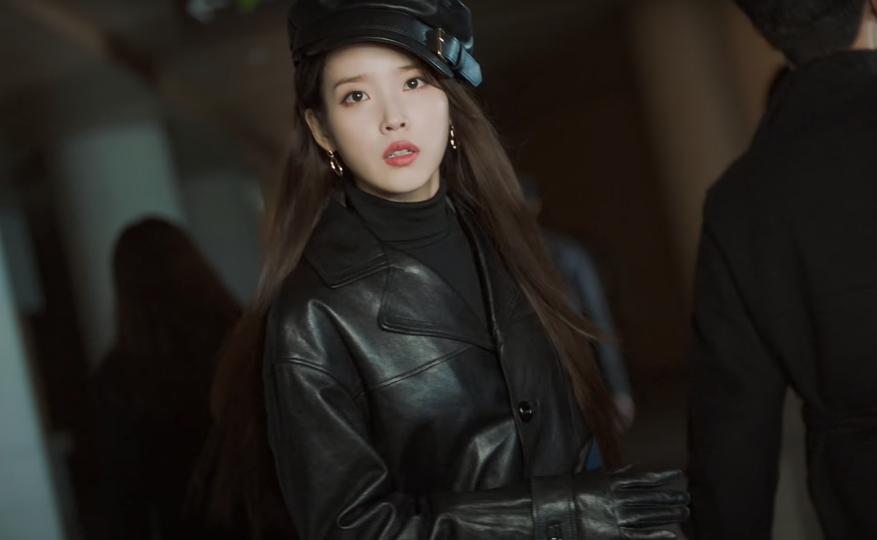 “Celebrity” Fashion in IU’s Music Video