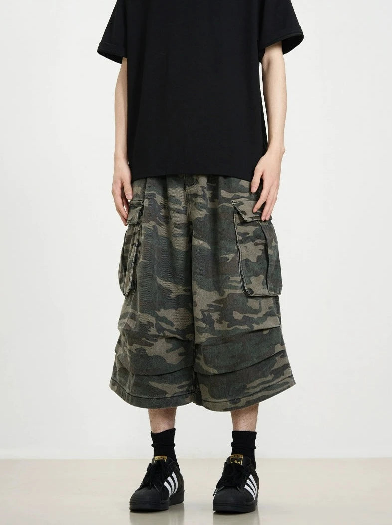 Camouflage Flare Cargo Capri Shorts