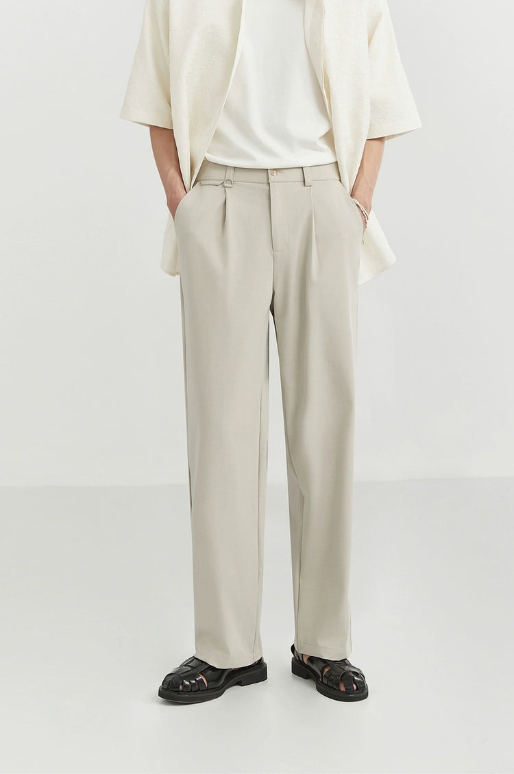 Classic Pleated Trousers with Wide-Leg Cut