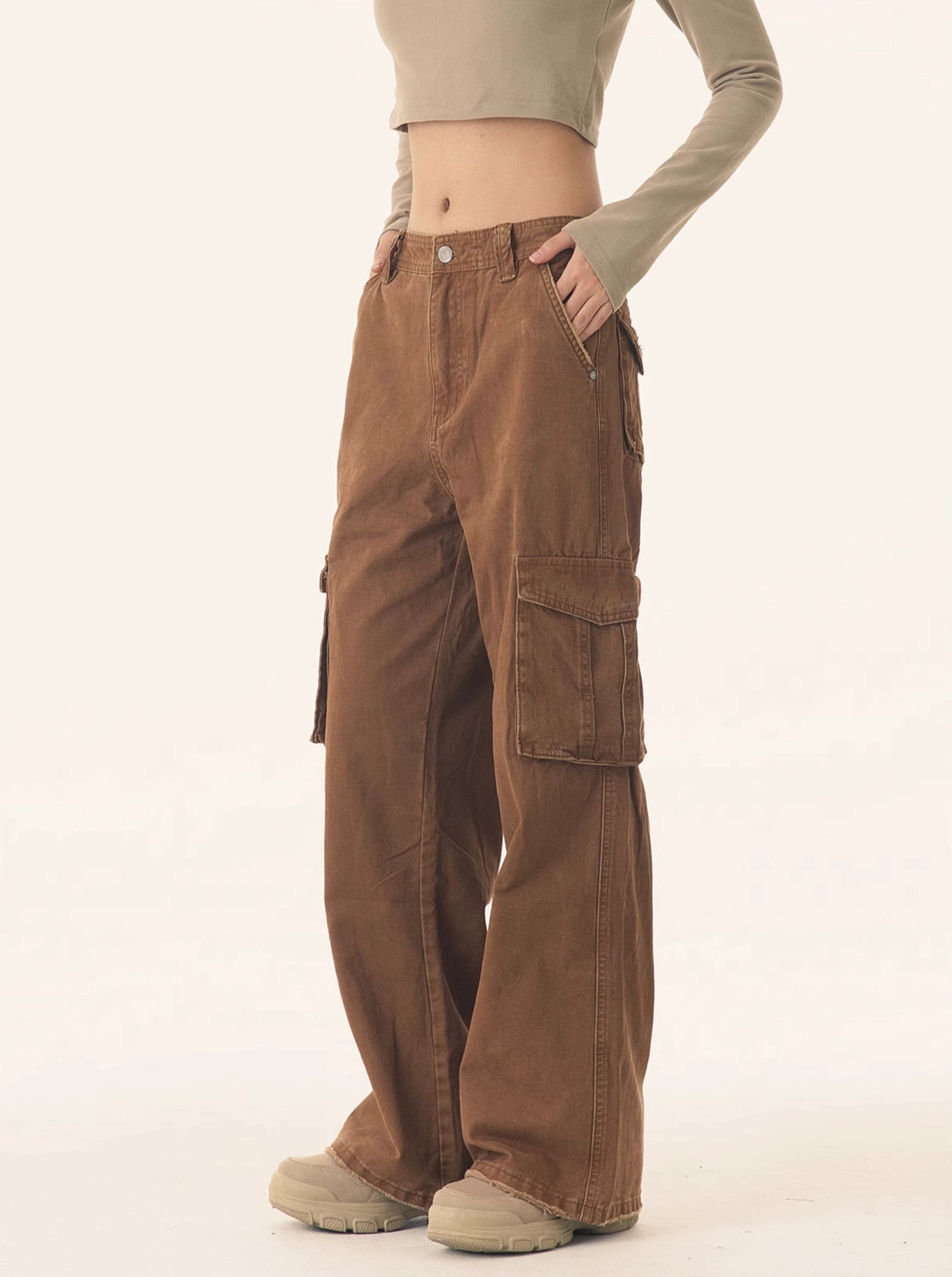 Straight Leg Utility Cargo Pants with Multiple Flap Pockets