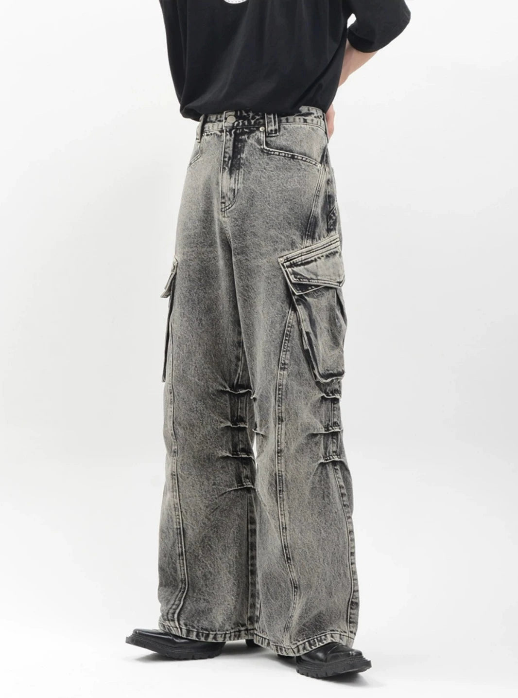 Acid Wash Cargo Pocket Wide-Leg Jeans