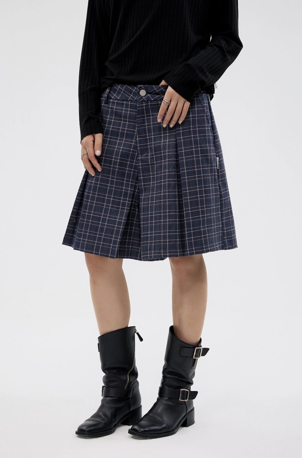 Plaid Pleated Bermuda Shorts