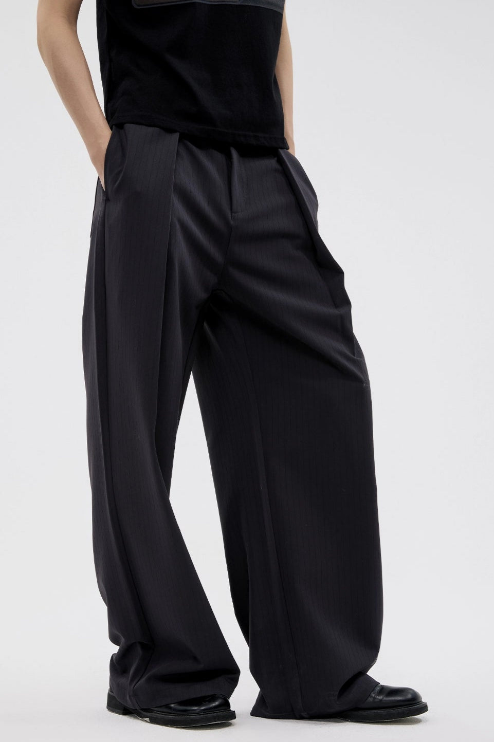 Pinstripe Texture Pleated Wide Leg Trousers