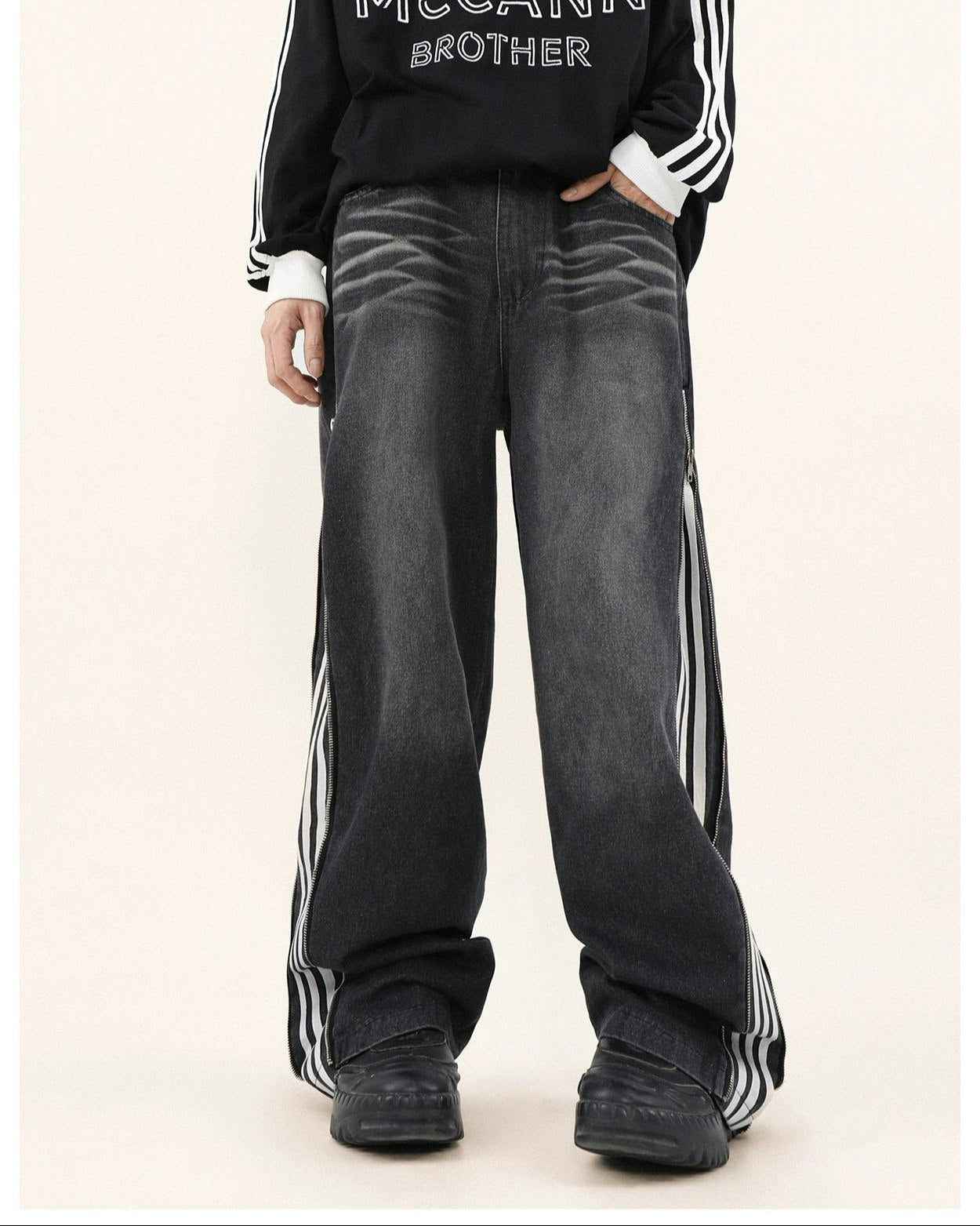 Wide-Leg Side Stripe Denim Zippered Jeans