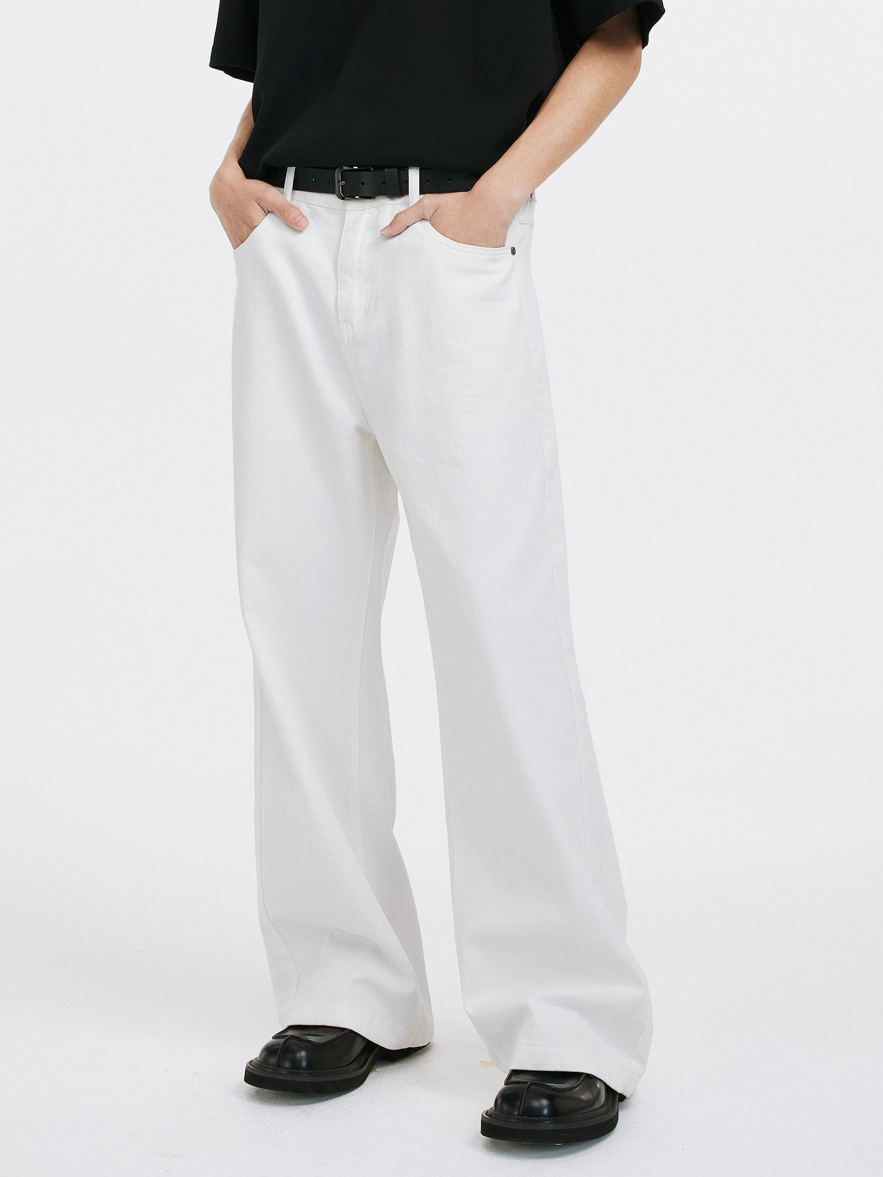 Straight Leg High-Waisted Lightweight Jeans