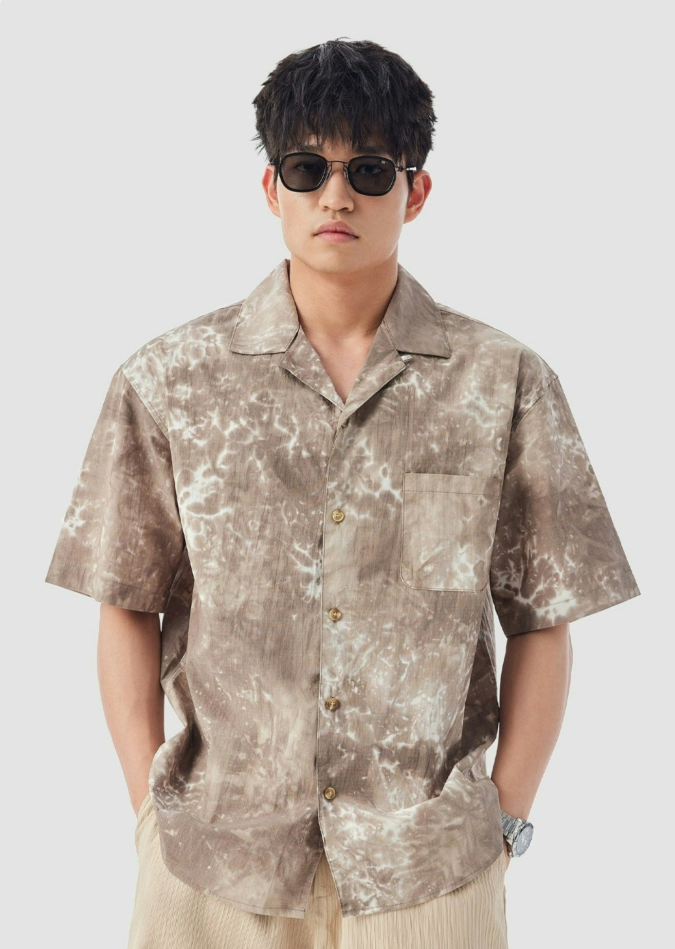 Slim Abstract Print Short Sleeve Button-Up Shirt