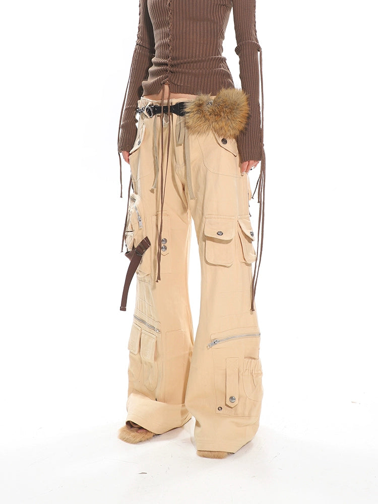 Wide-Leg Low Waist Cargo Pants with Multi-Pocket Detail