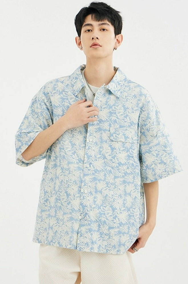 Tropical Leaf Print Short Sleeve Button-Up Shirt