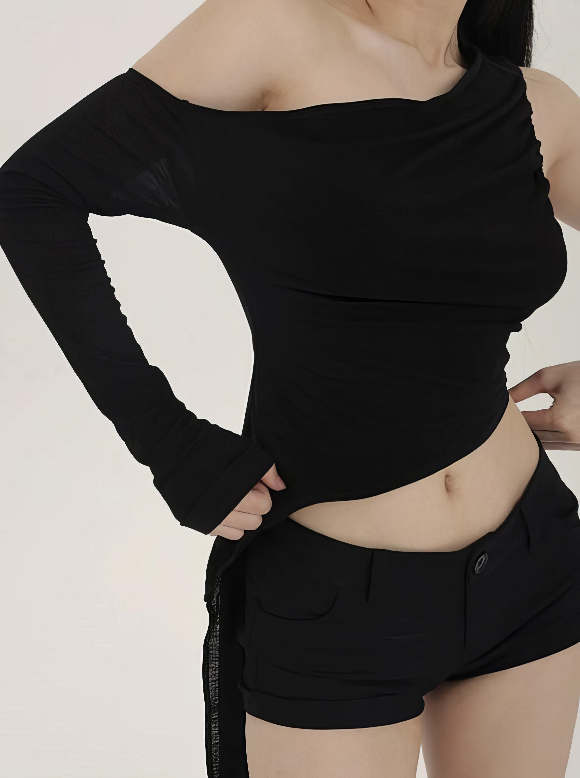 Skinny Asymmetric One-Shoulder Crop Top