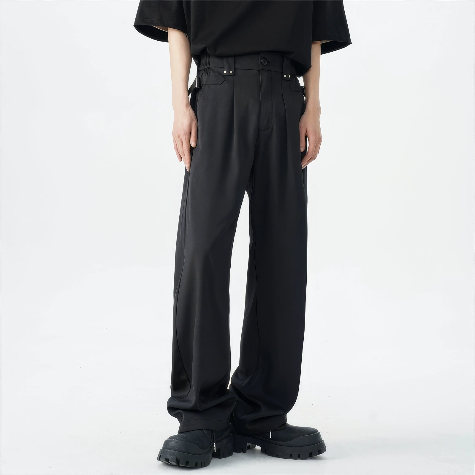 Belted Pleated Lightweight Trousers with Side Pockets