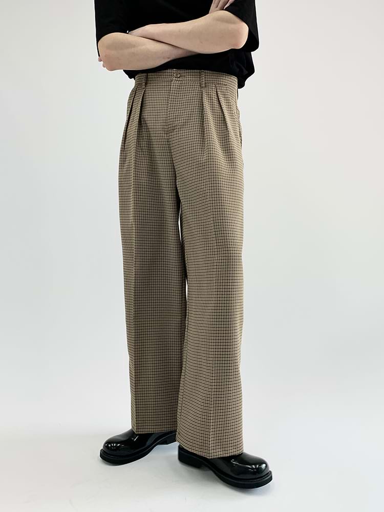 Pleated Plaid Straight Fit Pants