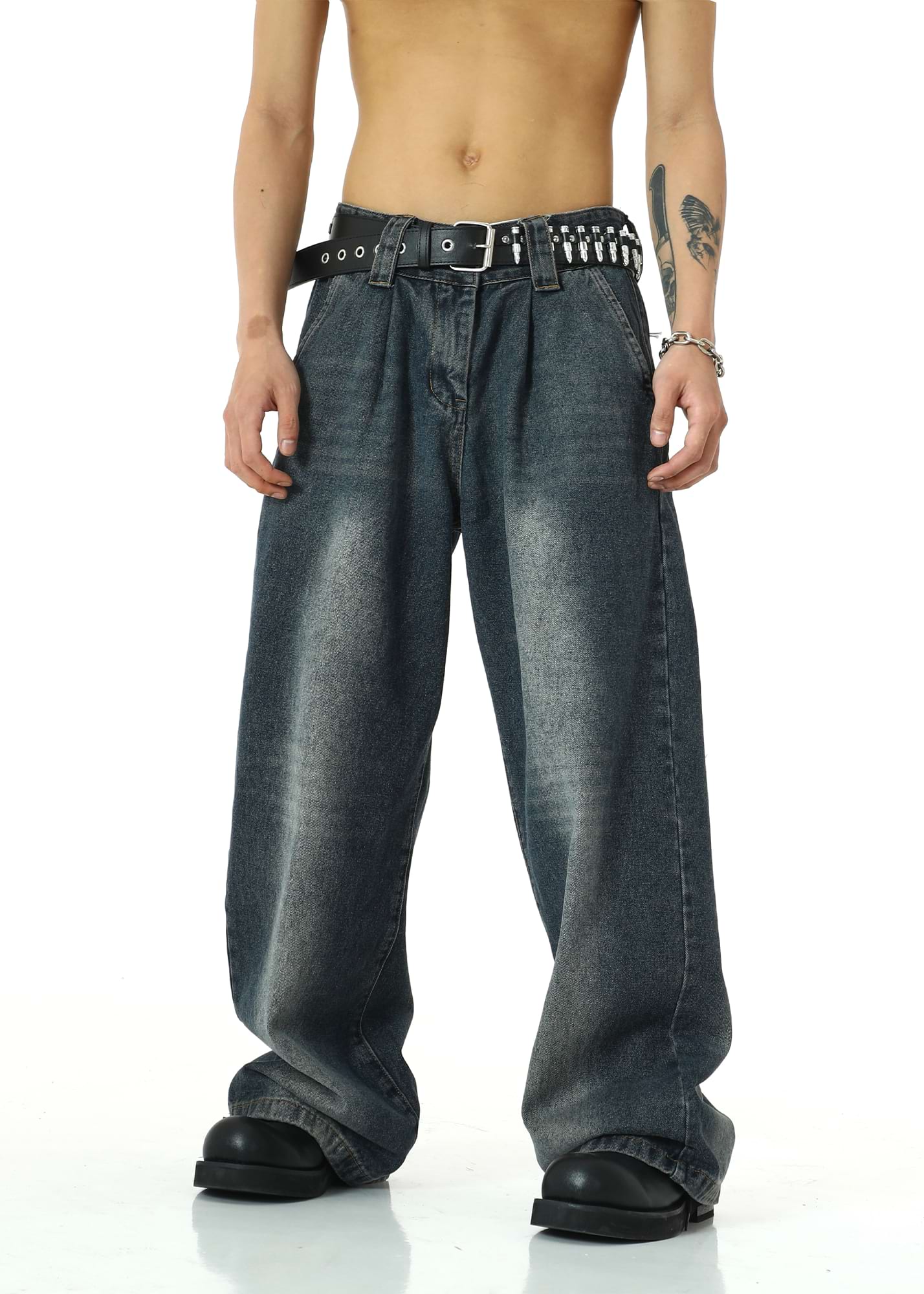 Wide Leg Faded Jeans