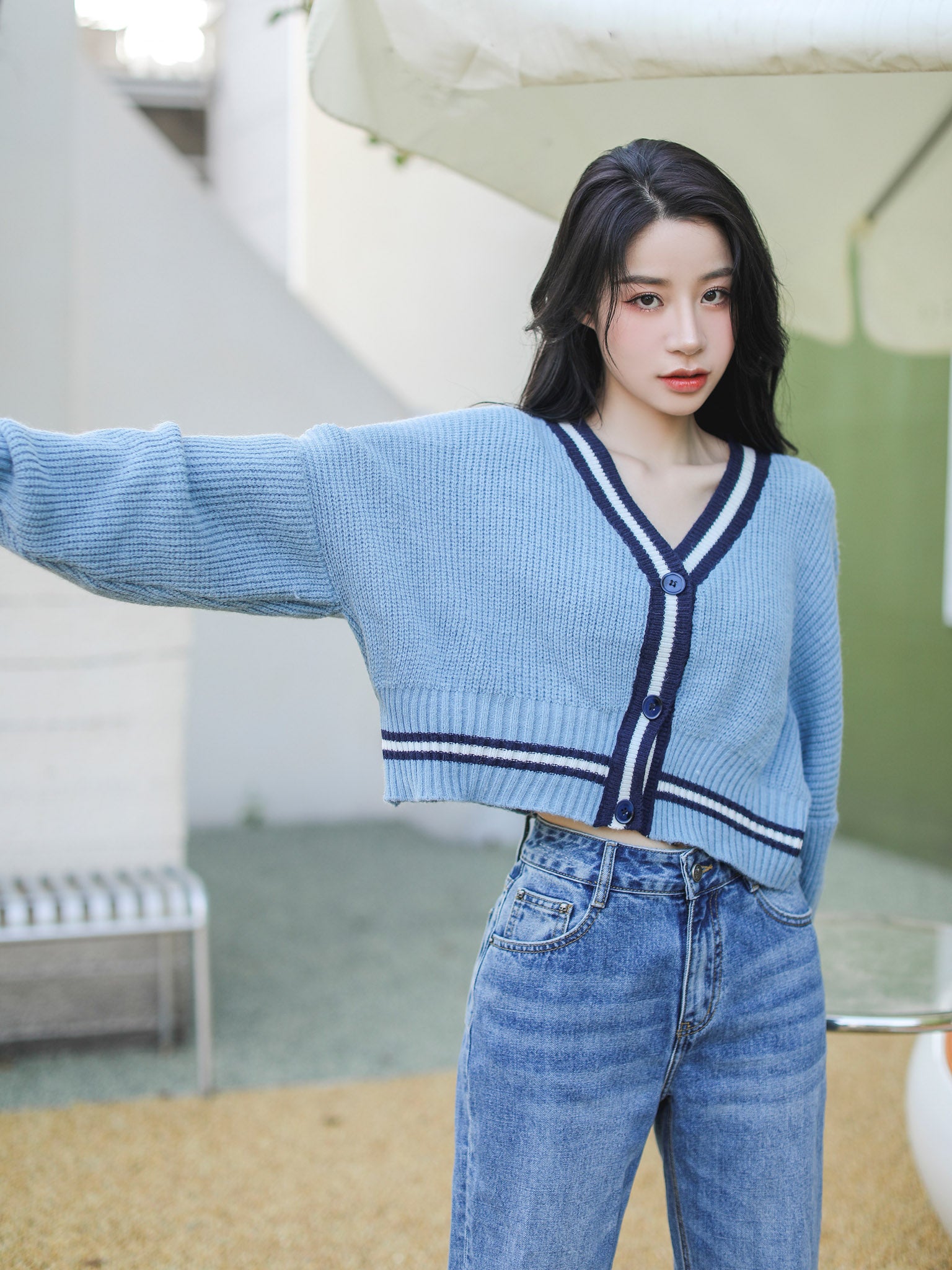 Slim Cropped Cardigan with Striped Hem - nightcity clothing