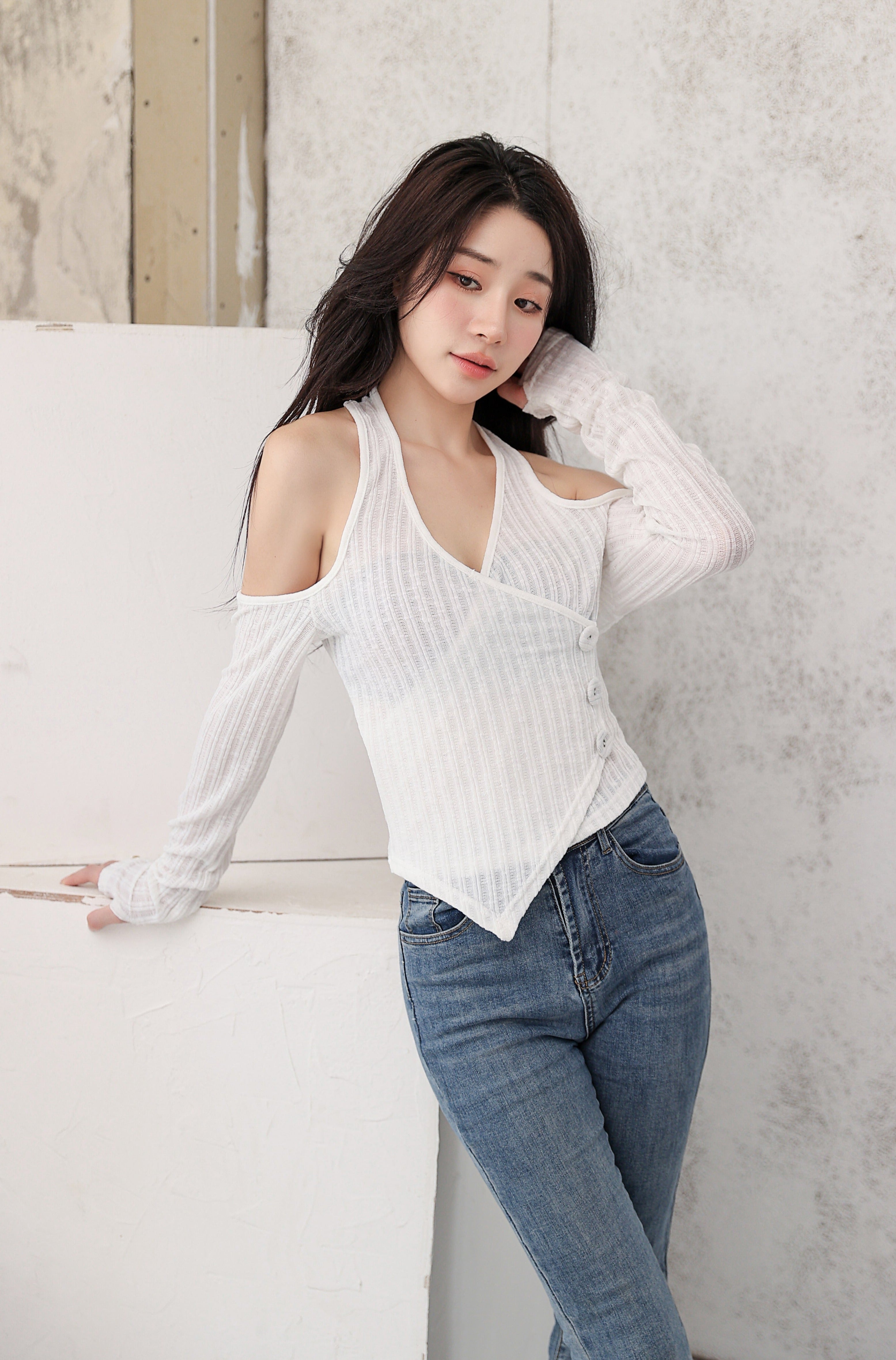 Mock Layer Cold Shoulder Knit Crop Top - nightcity clothing