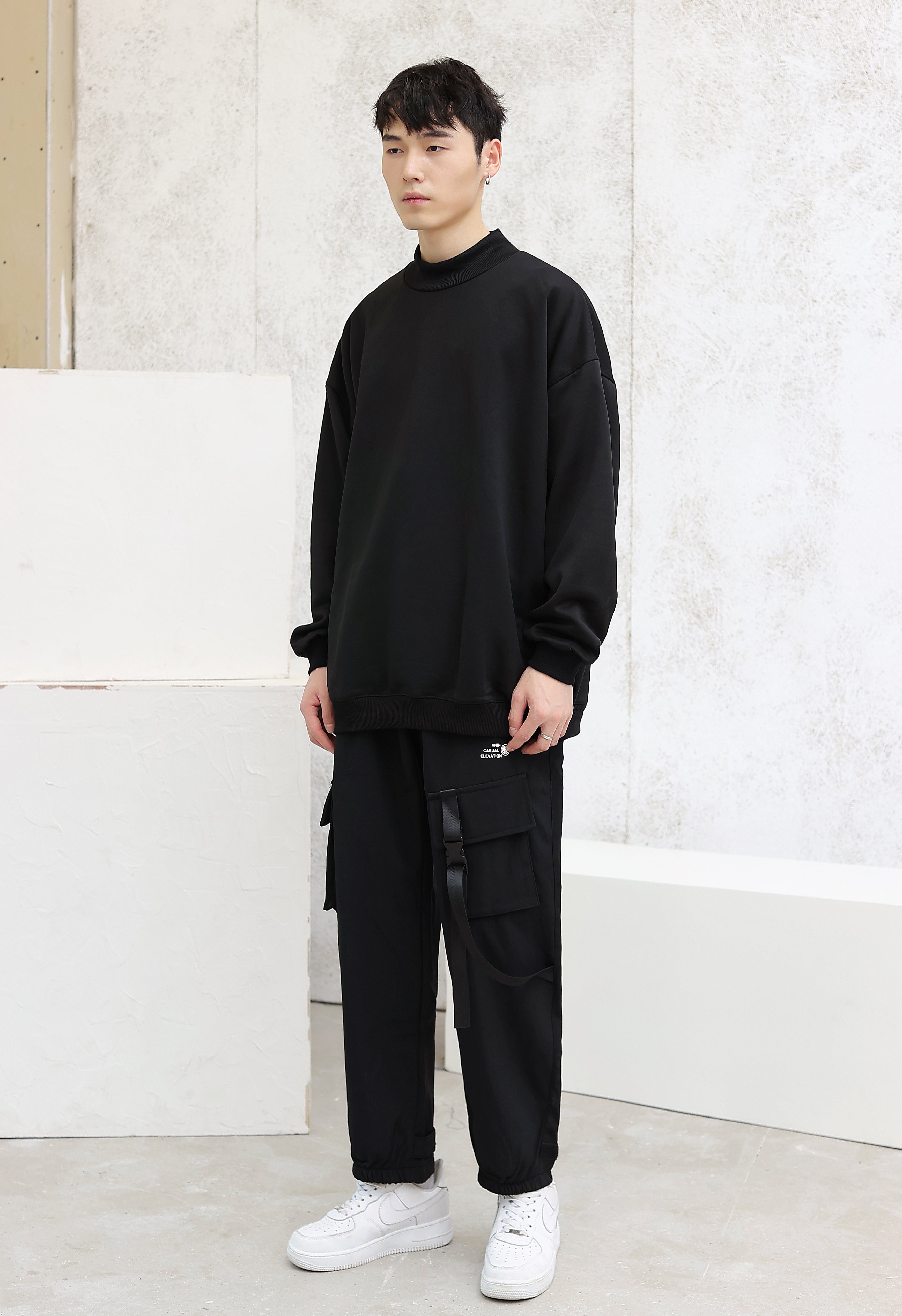 Semi-Turtleneck Oversized Sweatshirt - nightcity clothing