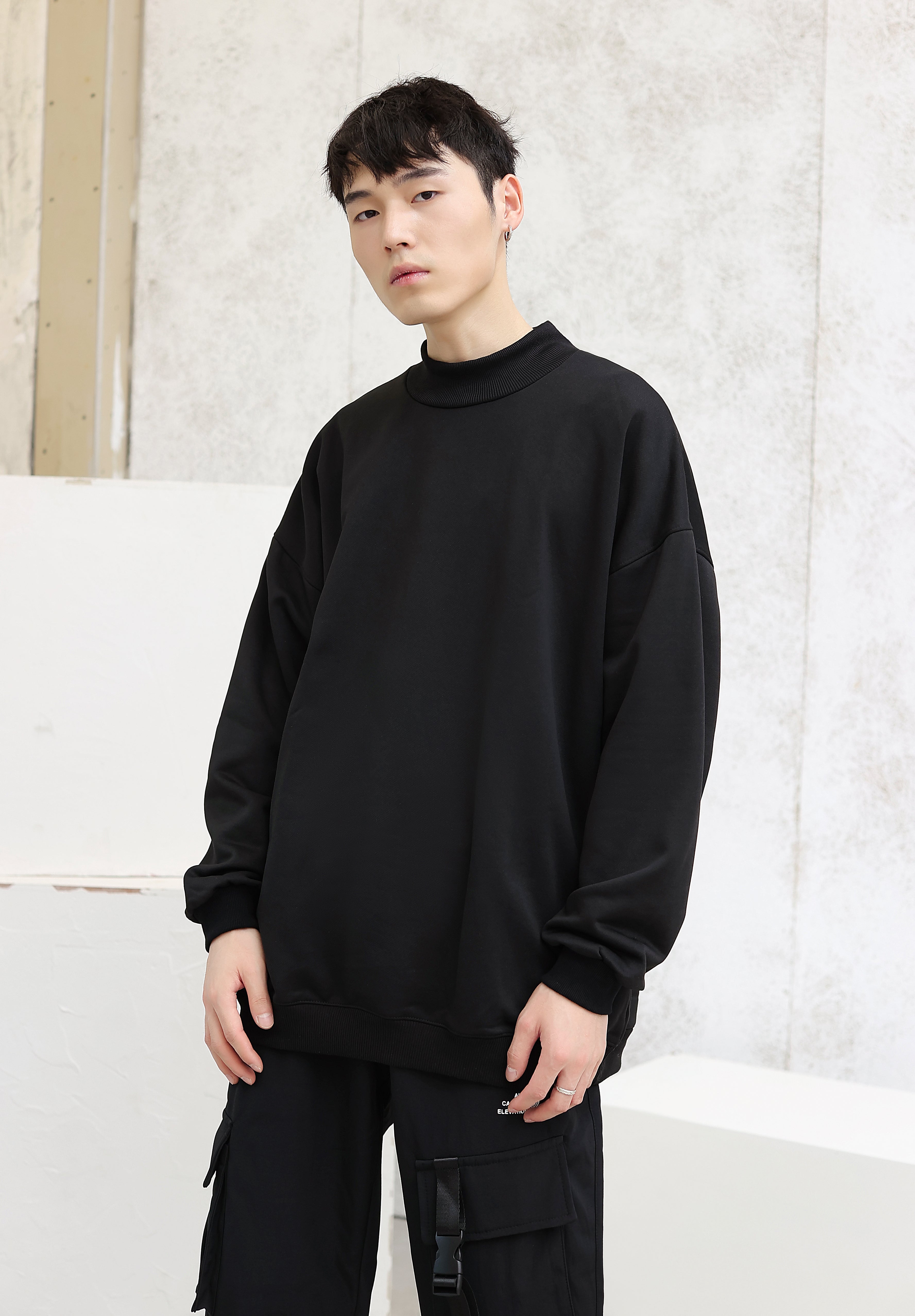 Semi-Turtleneck Oversized Sweatshirt - nightcity clothing