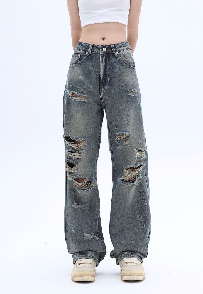 Distressed Straight Fit Jeans