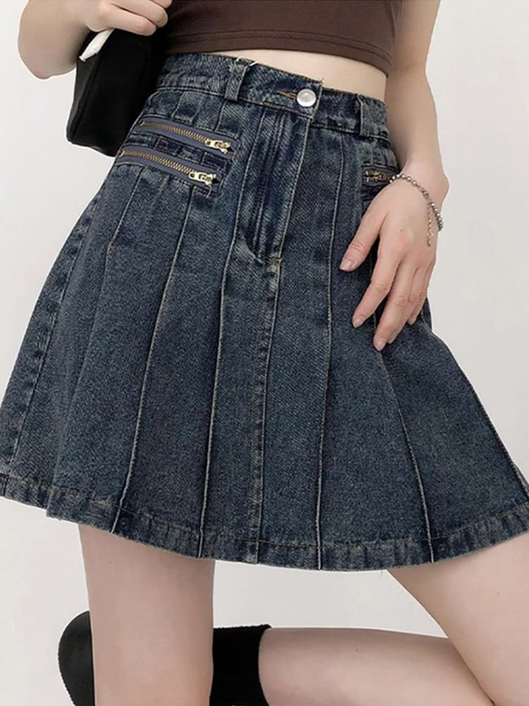 Zip Pocket Denim Mini Skirt